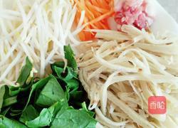 杂蔬肉末鸡蛋炒饼的做法图解1