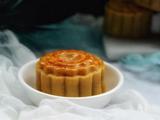 栗蓉蛋黄月饼