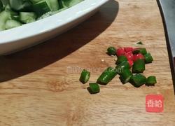 快腌酸辣黄瓜的做法图解3