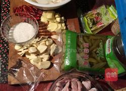 白萝卜泡脚鸡爪的做法图解1