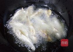 炸小鱼的做法图解9