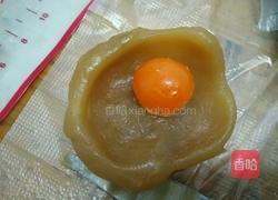 蛋黄莲蓉月饼的做法图解9