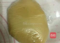 蛋黄莲蓉月饼的做法图解8
