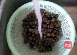紫苏炒田螺的做法图解2