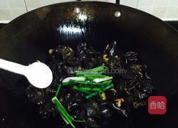 香葱虾米炒木耳的做法图解8