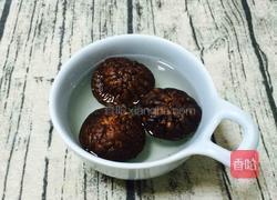 香菇虾米炒韭菜花的做法图解2