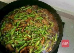 五花肉豆角焖面的做法图解5