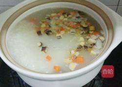 皮蛋瘦肉粥的做法图解11