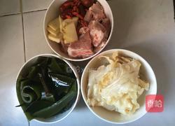 花胶海带骨头汤的做法图解2