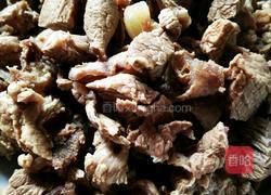 西红柿口蘑炖牛腩的做法图解2