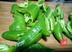 尖椒炒牛肉的做法图解2