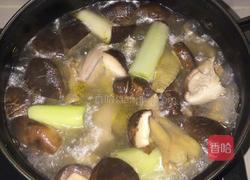 小鸡炖蘑菇的做法图解5