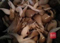 清炒平菇的做法图解1