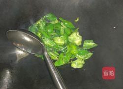 螺丝椒炒五花肉的做法图解5