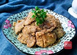 玉米面粉炒肉的做法图解1