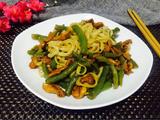 鸡丝扁豆焖面