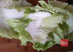 白菜香菇油面筋煲的做法图解1