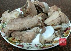 土豆筒骨汤的做法图解3