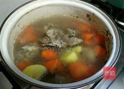 土豆筒骨汤的做法图解6