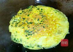 菠菜鸡蛋饼的做法图解15