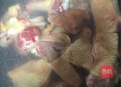 香菇母鸡汤的做法图解3