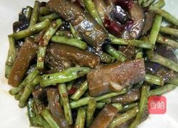 豆角干煸茄子的做法图解7