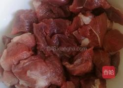 土豆炖牛肉盖饭的做法图解2