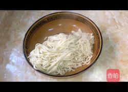 香菇酱拌面的做法图解3