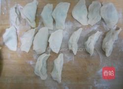 韭菜鸡蛋馅饺子的做法图解10