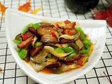 平菇尖椒炒腊肉
