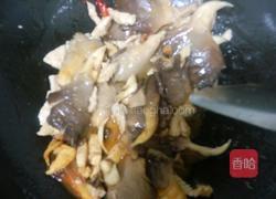蘑菇炒肉的做法图解8