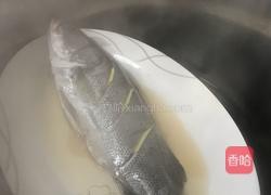 清蒸鲈鱼的做法图解9