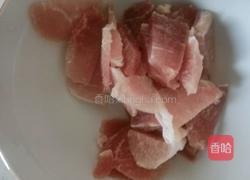 土豆白菜炖肉的做法图解3