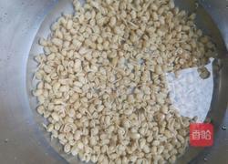 土豆炖黄豆芽的做法图解2