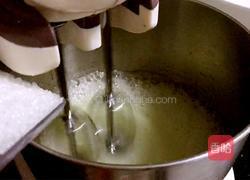 戚风蛋糕的做法图解3