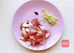 肉片炒蘑菇的做法图解2