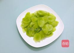 清炒莴笋片的做法图解2