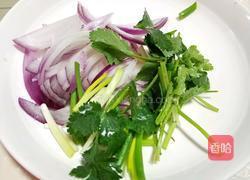 鱼露虾仁粉丝的做法图解3