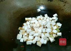 杏鲍菇炒鸡丁的做法图解19