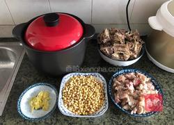 牛骨筋煲黄豆的做法图解5
