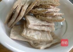 凉拌手撕蛋白素肉的做法图解2