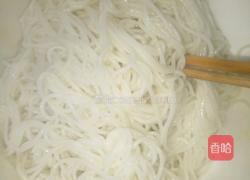 鸡蛋龙须饼的做法图解1