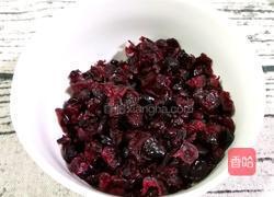 蔓越莓花生牛轧糖的做法图解3