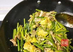 鸡蛋蒜薹炒肉的做法图解9
