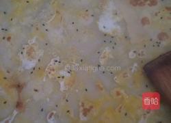 煎饼果子的做法图解7