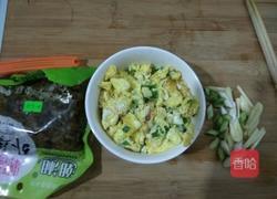 雪菜鸡蛋面的做法图解2