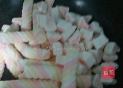 花生葡萄干牛轧糖的做法图解7