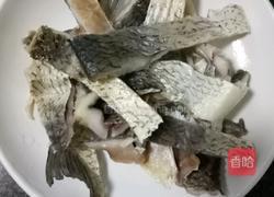 咸鱼蒸茄子的做法图解2