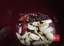 芹香鱼豆腐的做法图解4