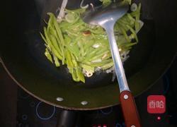 西红柿鸡蛋龙须面的做法图解3